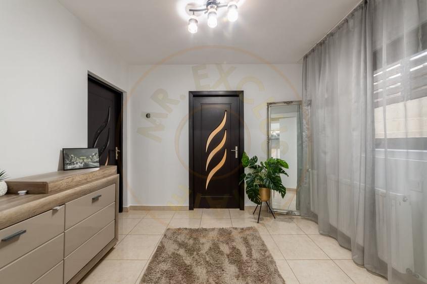 Duplex cu 5 camere cu Canalizare în Trivale