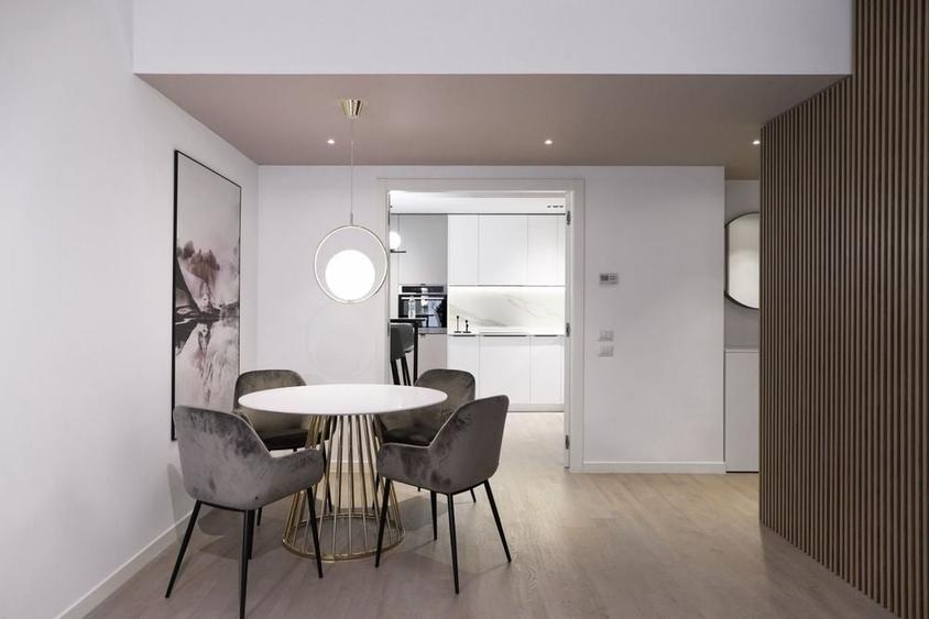 Apartament cu 3 camere decomandat în Șoseaua Nordului