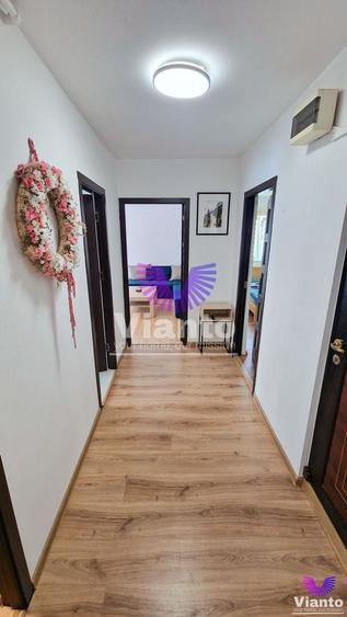 Apartament cu 3 camere decomandat, mobilat în Turnișor