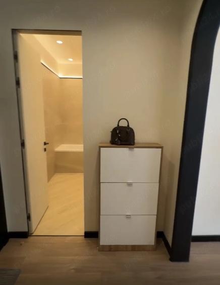 Apartament cu 2 camere semidecomandat în Pipera