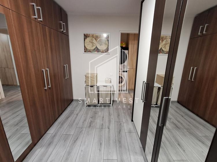 Apartament cu 4 camere decomandat, mobilat în Micro 17
