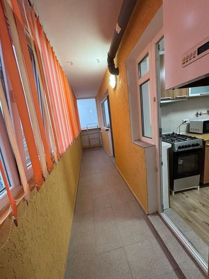 Apartament cu 2 camere decomandat în Malu Roșu