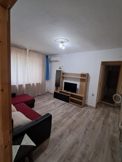 Apartament cu 2 camere semidecomandat în Obor