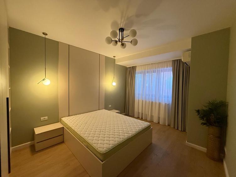 Apartament cu 3 camere decomandat în Dorobanți