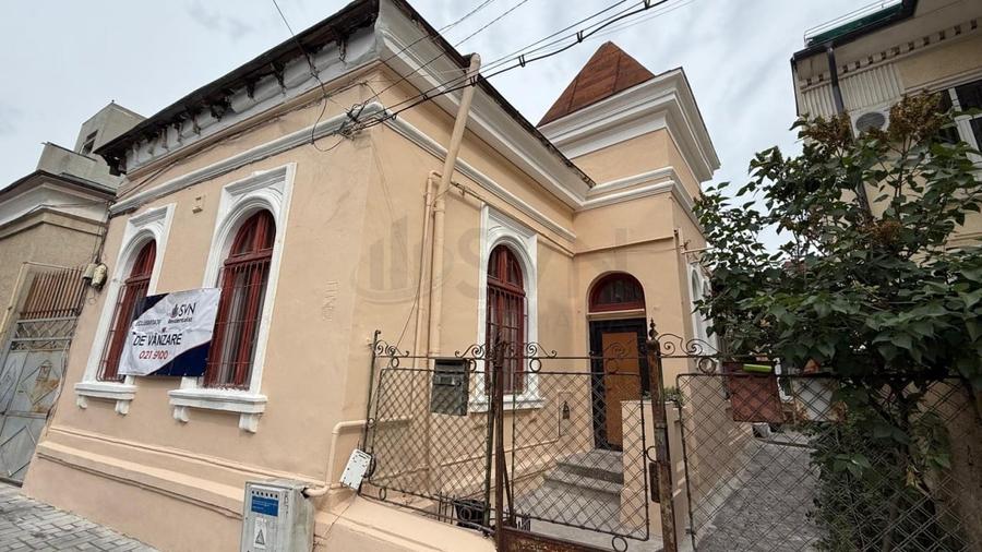 Casă cu 5 camere cu Canalizare în Armeneasca