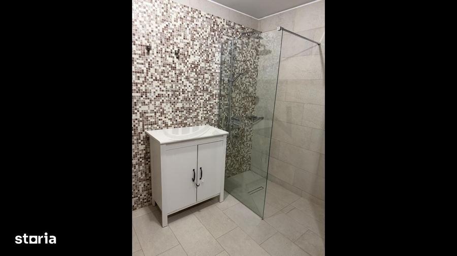 Apartament cu 4 camere în Aviatorilor