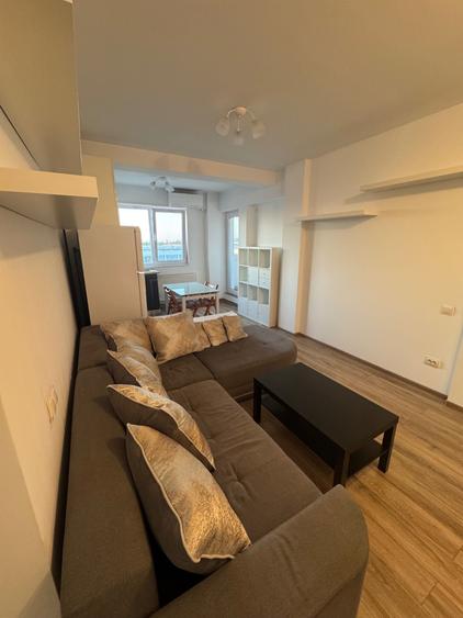Apartament cu 2 camere semidecomandat în Păcii