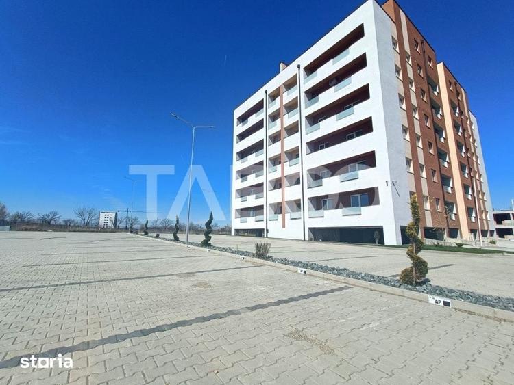 Apartament cu 3 camere decomandat în Tineretului
