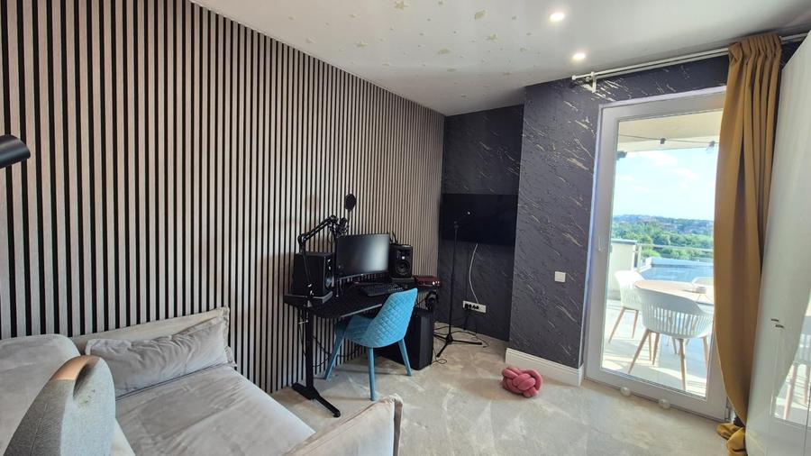 Apartament cu 3 camere decomandat, mobilat în Sisești