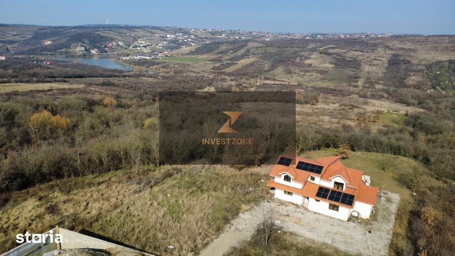 Casă cu 5 camere cu Teren 1253 Mp în Podgoria