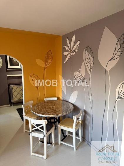 Apartament cu 2 camere semidecomandat în Craiovei