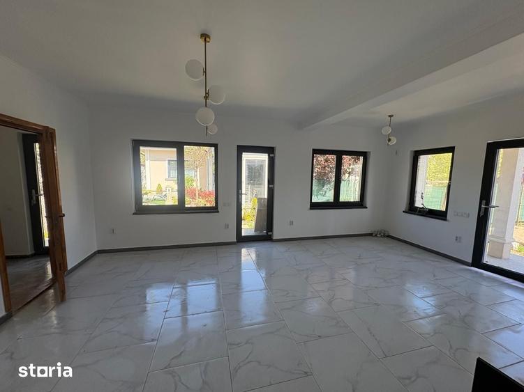 Spațiu comercial, de 60 mp, în Central