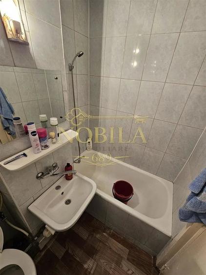 Apartament cu 5 camere în Central