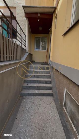 Casă cu 7 camere cu Teren 204 Mp în Grivița