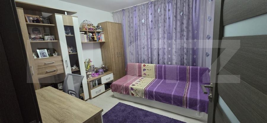 Apartament cu 3 camere decomandat, mobilat în Micro 16