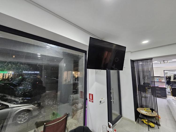 Spațiu comercial, de 102 mp, în Malu Mare
