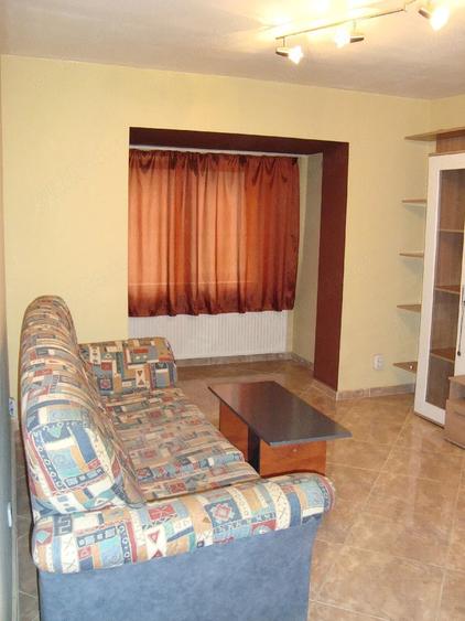 Inchiriez ap 2 camere - 1