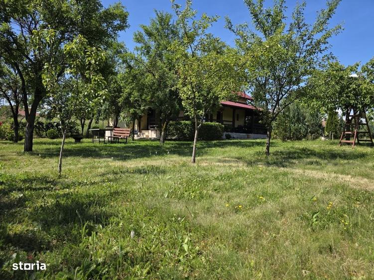 Casă cu 4 camere în Bălata