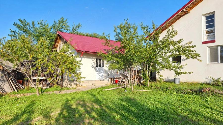 Casă cu 4 camere cu Teren 2047 Mp în Băbana