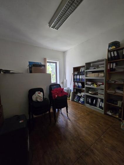 Casă individuală cu 6 camere cu Canalizare în Cenad