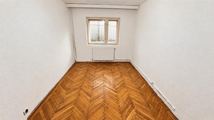 Apartament cu 2 camere decomandat în Astra