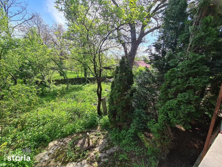 Casă cu 5 camere cu Teren 802 Mp în Central