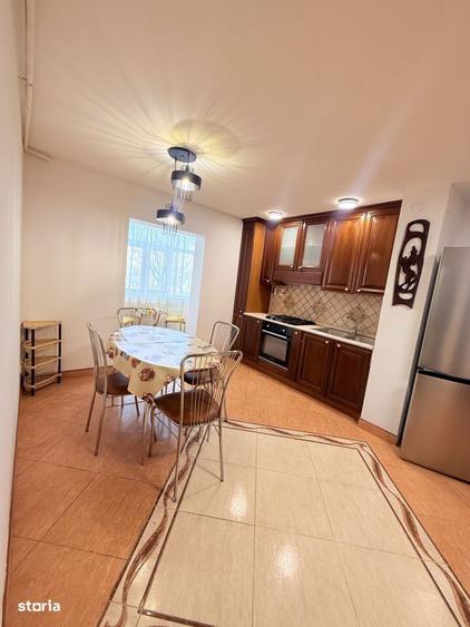 Apartament cu 3 camere, mobilat în Nicolina