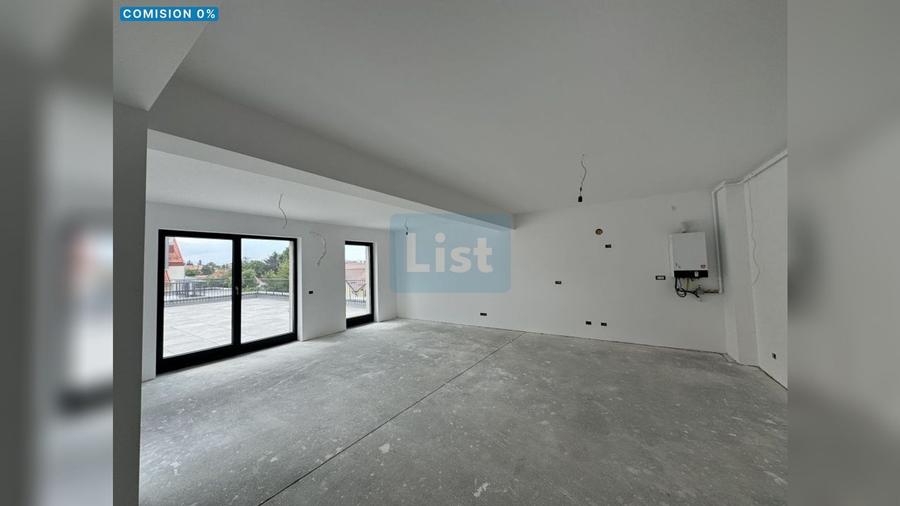 Apartament cu 2 camere decomandat în Brașovul Vechi