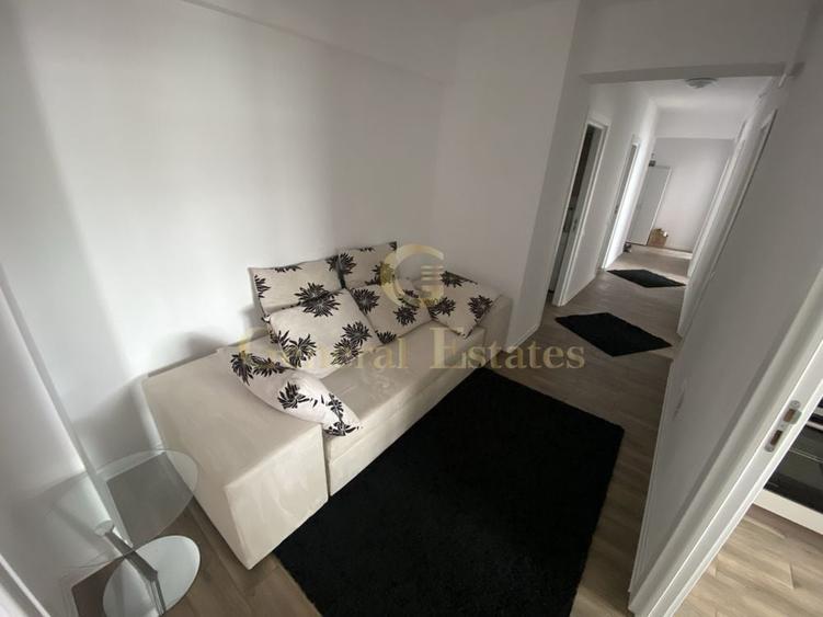 Apartament cu 3 camere decomandat în Centrul Civic