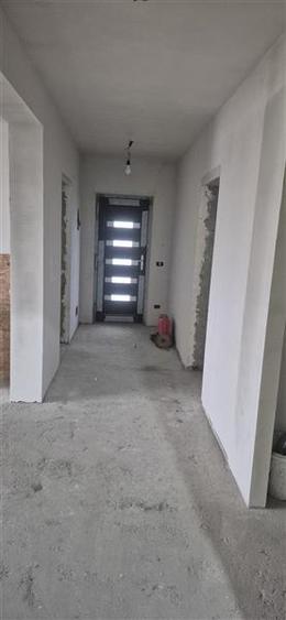 Casă individuală cu 3 camere cu Teren 501 Mp în Câmpineanca