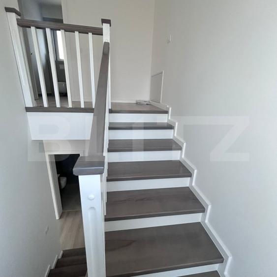 Duplex cu 4 camere cu Canalizare în Săcălaz