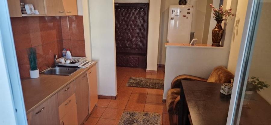 Apartament cu 2 camere decomandat în Km 5