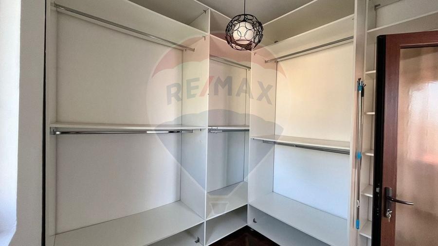 Casă cu 3 camere cu Teren 300 Mp în Gării