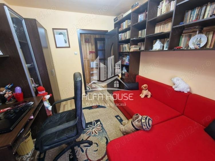 Apartament cu 3 camere semidecomandat în Govândari