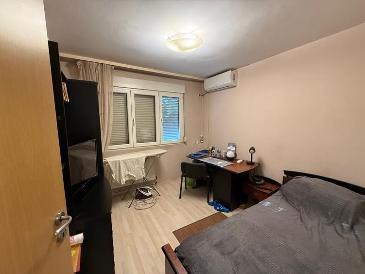 Apartament cu 3 camere decomandat, mobilat în Drumul Taberei