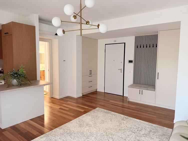 Apartament cu 3 camere decomandat în George Enescu