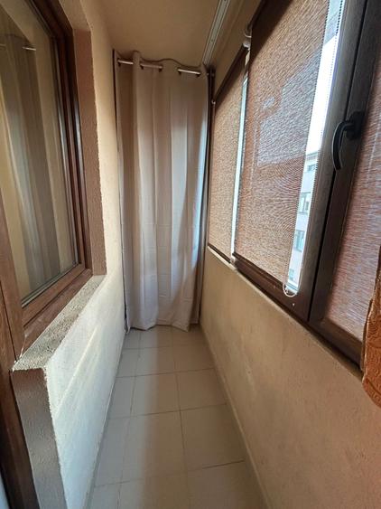 Garsonieră decomandată în Titan