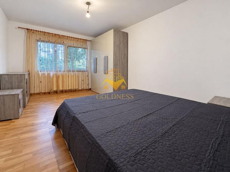 Apartament cu 3 camere decomandat, mobilat în Plopilor