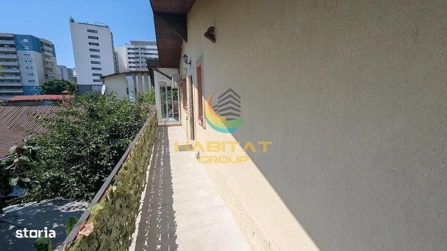 Apartament cu 3 camere decomandat în Vitan