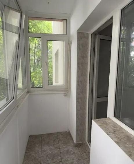 Apartament cu 2 camere semidecomandat în Chișinau