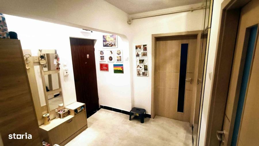 Apartament cu 2 camere în Între Lacuri