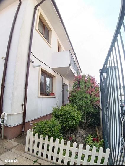 Casă cu 4 camere cu Teren 250 Mp în Sud