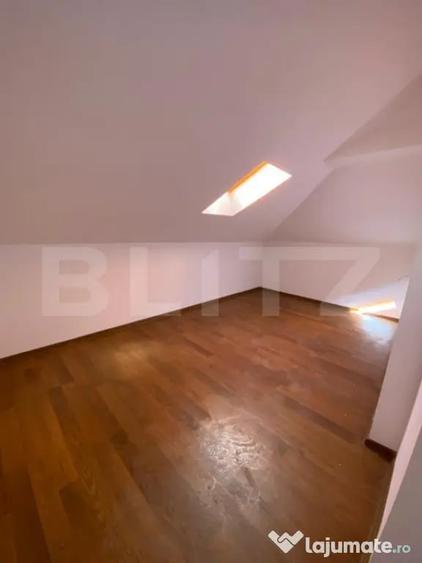 Apartament cu 5 camere decomandat, mobilat în Decebal
