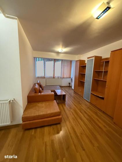 Apartament cu 3 camere decomandat în George Enescu