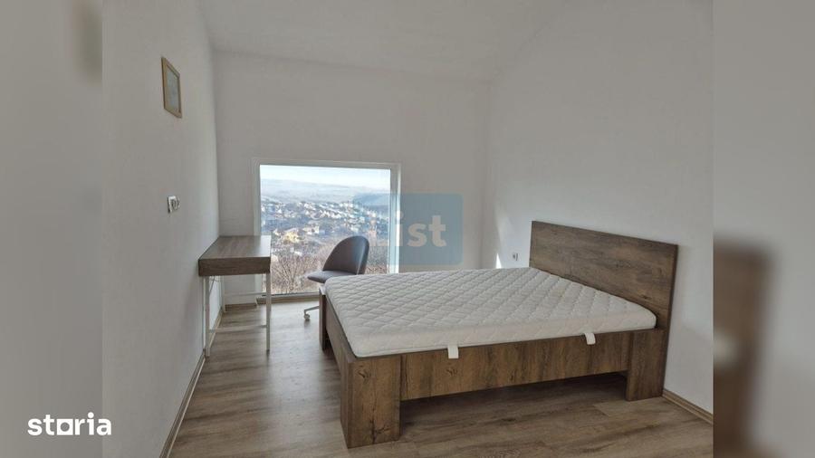 Casă cu 4 camere cu Teren 250 Mp în Apahida