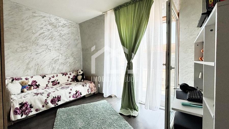 Apartament cu 2 camere semidecomandat, mobilat în Apahida