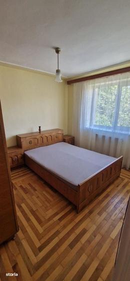 Apartament cu 2 camere decomandat în Telecabinei