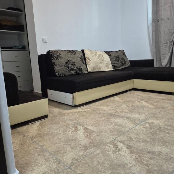 Apartament cu 2 camere decomandat în Berceni