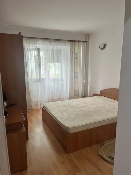Apartament cu 2 camere decomandat, mobilat în Faleza Nord