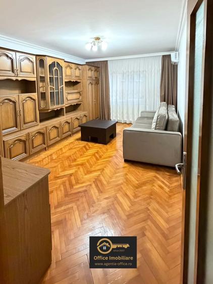 Apartament cu 2 camere decomandat în Republicii